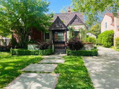 Main picture of 3749 McKinley Blvd