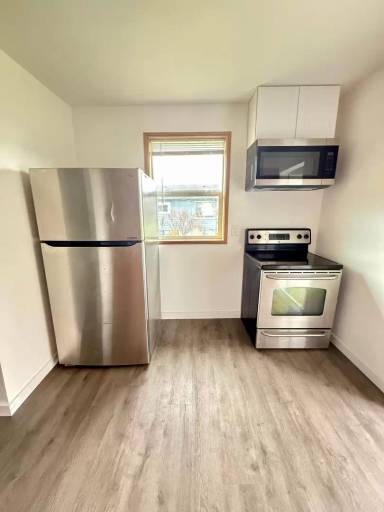 Main picture of 913 E Market St