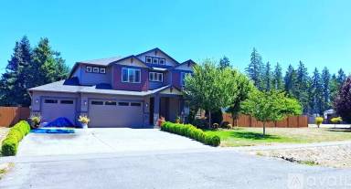 Main picture of 4946 Skylark St NE