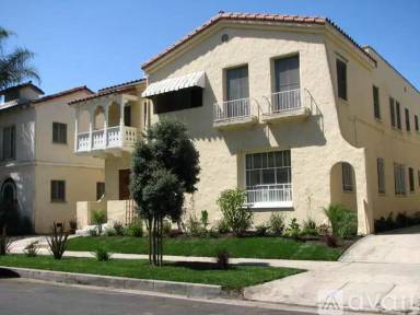 Main picture of 347 N Curson Ave
