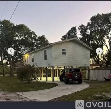 Main picture of 600 Woodlawn Rd
