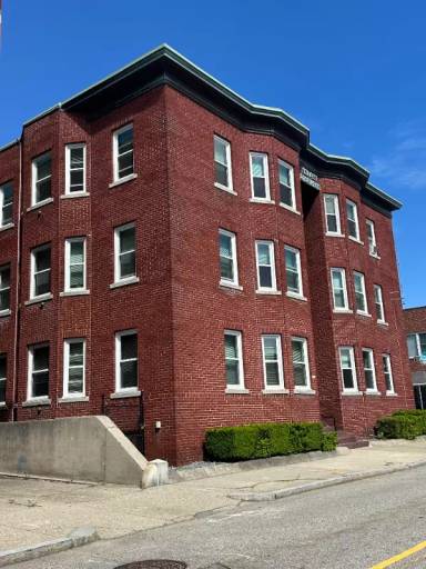 Main picture of 110 High St