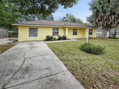 Main picture of 415 Water Rd