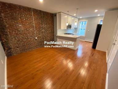 Main picture of 33 Chelsea St