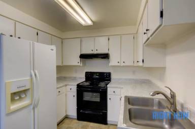 Main picture of 2708 S Kerr St