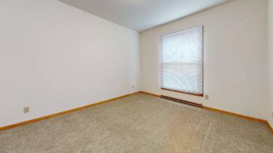Main picture of 2814 Thomas Dr