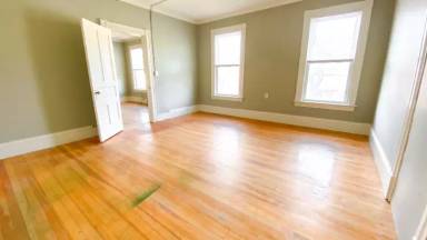 Main picture of 462 Railroad Street - 4