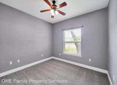 Main picture of 413 John King Rd
