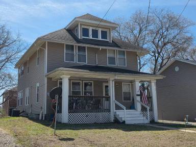 Main picture of 216 W South St
