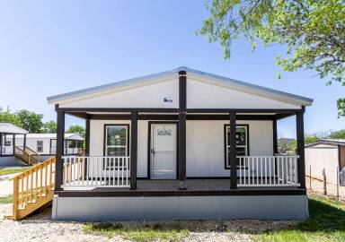 Main picture of 193 Live Oaks St