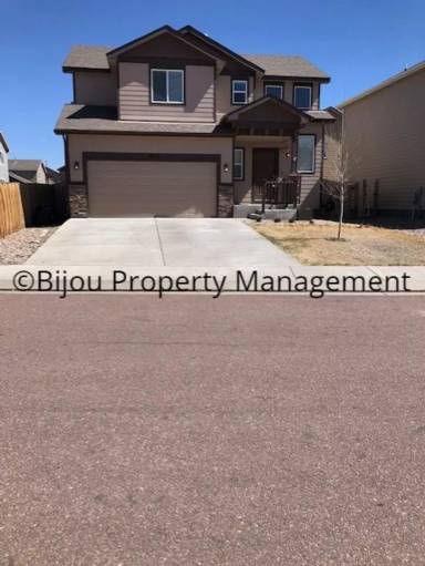 Main picture of 9839 Silver Stirrup Dr