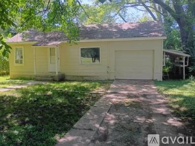 Main picture of 1221 Brook St