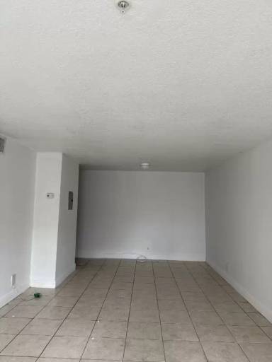 Main picture of 4271 NW 5th St