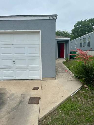 Main picture of 13147 Independence Ave