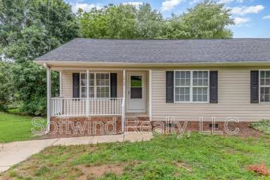Main picture of 1515 Elmwood Ave
