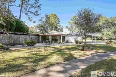 Main picture of 8032 Sholar Dr