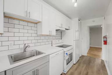 Main picture of 463 Church St
