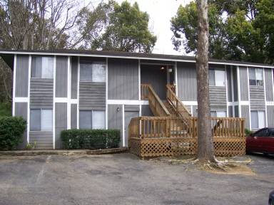 Main picture of 733 Pointe Ct