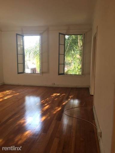 Main picture of 608 S Dunsmuir