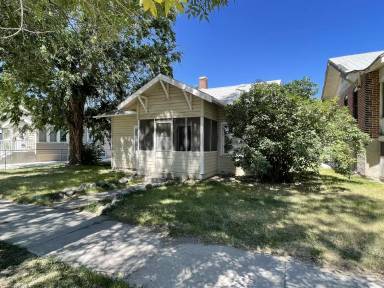 Main picture of 1117 Robertson Ave