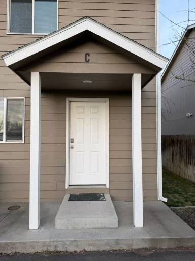 Main picture of 1709 W Fern Dr