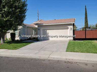 Main picture of 1052 Foxfire Dr