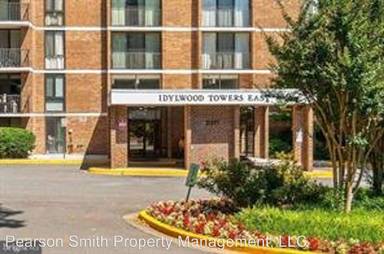 Main picture of Idylwood Towers Condominiums