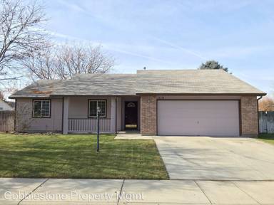 Main picture of 519 S Pelican Way