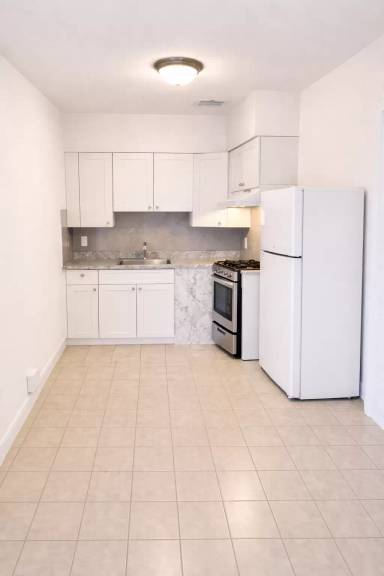 Main picture of 6101 10th St N