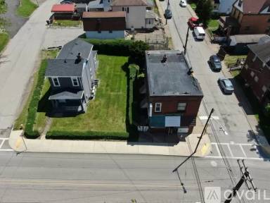 Main picture of 2615 Main St