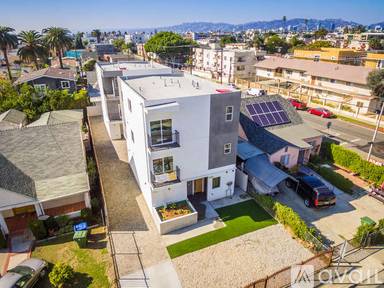 Main picture of North Harvard Blvd. Apartments