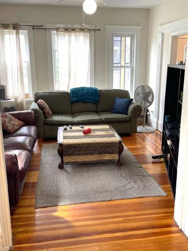 Main picture of 25 Warner St