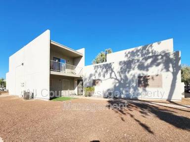 Main picture of 2822 E Tierra Buena Ln