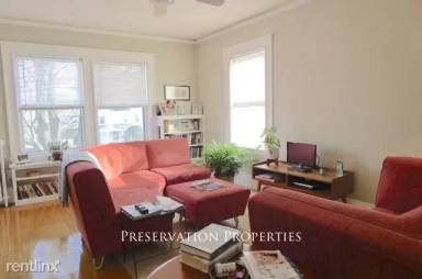 Main picture of 1619 Centre St