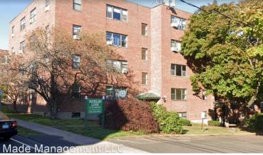 Main picture of 378 S Main St