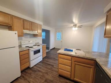 Main picture of 628-630 Sunflower Dr