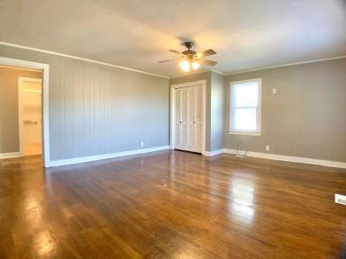 Main picture of 726 Richardson St
