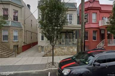 Main picture of 1004 76th St