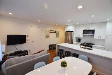Main picture of 508 Lafayette Ave