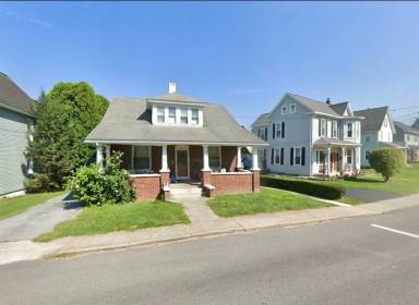 Main picture of 387 E Howard St