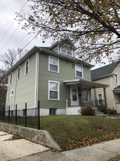 Main picture of 1120 N 10th St