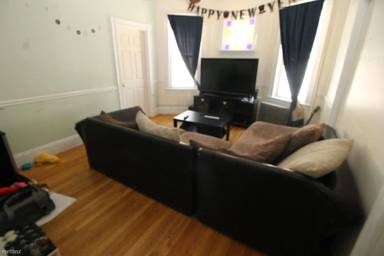 Main picture of 65 Montcalm Ave