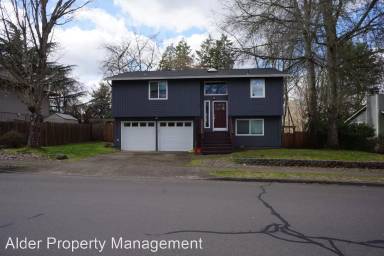 Main picture of 12305 SW 128th Ave