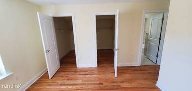 Main picture of 307 Irvine Turner Blvd
