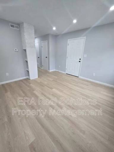 Main picture of 2810 Fern Ave