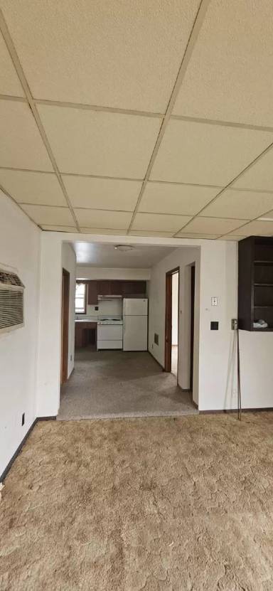 Main picture of 402 Chicago Ave