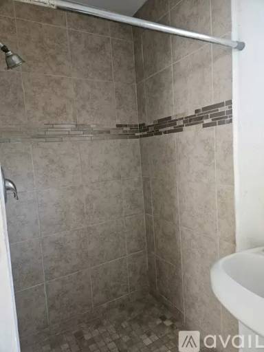 Main picture of 269 N San Joaquin Ave