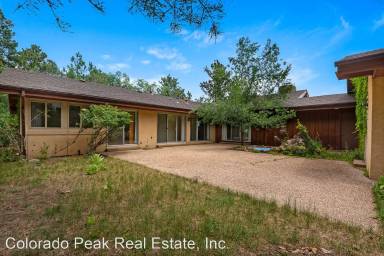 Main picture of 32 Upland Rd