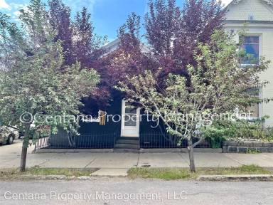 Main picture of 702 W Broadway St