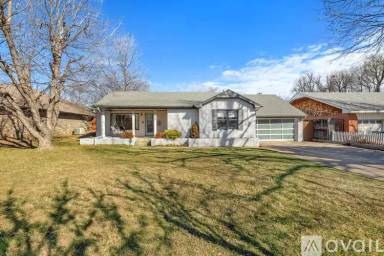 Main picture of 2523 NW 57th St